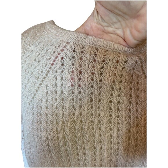 Powder Pink Mohair Wool Sweater Sz Small/Medium Soft & Cozy Lightweight Dainty - Picture 5 of 10